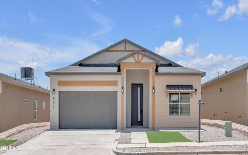 13913 Madero Drive, El Paso, TX 79928, 4 Bedrooms Bedrooms, ,2 BathroomsBathrooms,Residential,For Sale,13913 Madero Drive,924833