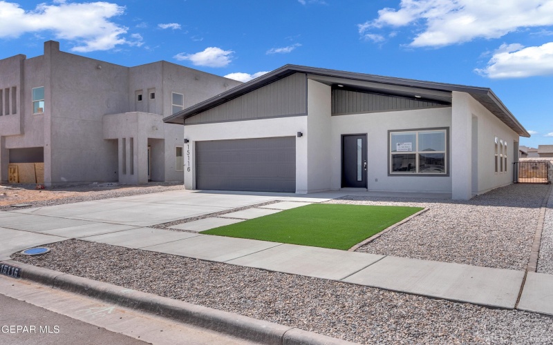 13948 Summer Hail Avenue, El Paso, TX 79928, 3 Bedrooms Bedrooms, ,2 BathroomsBathrooms,Residential,For Sale,13948 Summer Hail Avenue,924838