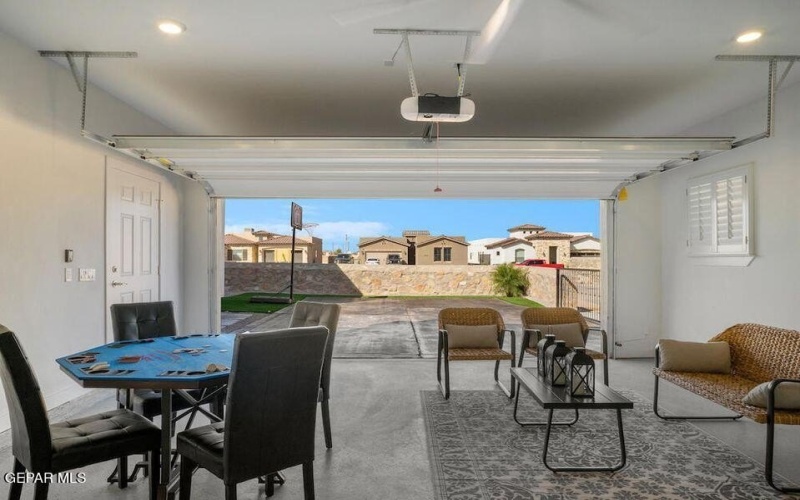 2228 MIKE PRICE Drive, El Paso, TX 79938, 5 Bedrooms Bedrooms, ,3 BathroomsBathrooms,Residential,For Sale,2228 MIKE PRICE Drive,924861