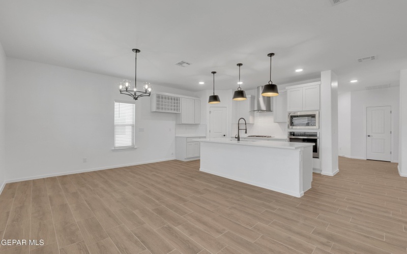 9909 Marisabel Place, El Paso, TX 79927, 5 Bedrooms Bedrooms, ,2 BathroomsBathrooms,Residential,For Sale,9909 Marisabel Place,924872
