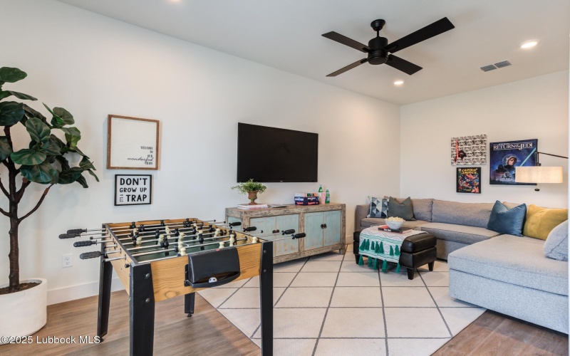 3807 126th Street, Lubbock, TX 79423, 4 Bedrooms Bedrooms, ,5 BathroomsBathrooms,Residential,For Sale,3807 126th Street,202556561