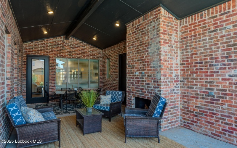 3807 126th Street, Lubbock, TX 79423, 4 Bedrooms Bedrooms, ,5 BathroomsBathrooms,Residential,For Sale,3807 126th Street,202556561