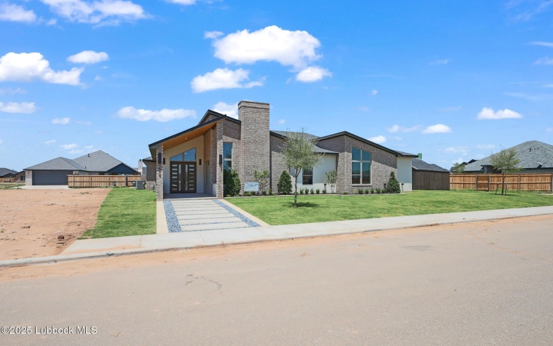 7516 57th Street, Lubbock, TX 79407, 4 Bedrooms Bedrooms, ,2 BathroomsBathrooms,Residential,For Sale,7516 57th Street,202556563