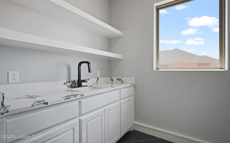7516 57th Street, Lubbock, TX 79407, 4 Bedrooms Bedrooms, ,2 BathroomsBathrooms,Residential,For Sale,7516 57th Street,202556563