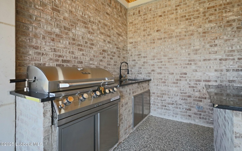 7516 57th Street, Lubbock, TX 79407, 4 Bedrooms Bedrooms, ,2 BathroomsBathrooms,Residential,For Sale,7516 57th Street,202556563
