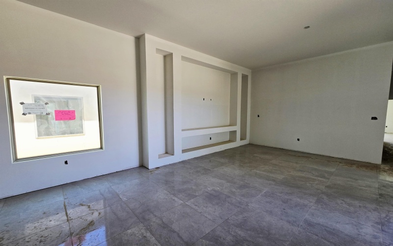 1110 Noyola Loop, Laredo, TX 78046, 5 Habitaciones Habitaciones , ,2 BañosBaños,Residential,En Venta,1110 Noyola Loop,20252623