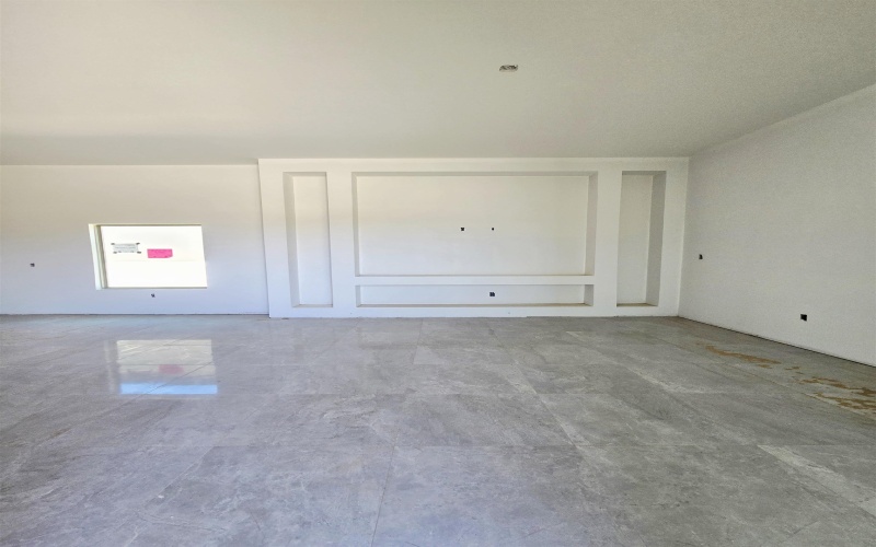 1110 Noyola Loop, Laredo, TX 78046, 5 Habitaciones Habitaciones , ,2 BañosBaños,Residential,En Venta,1110 Noyola Loop,20252623