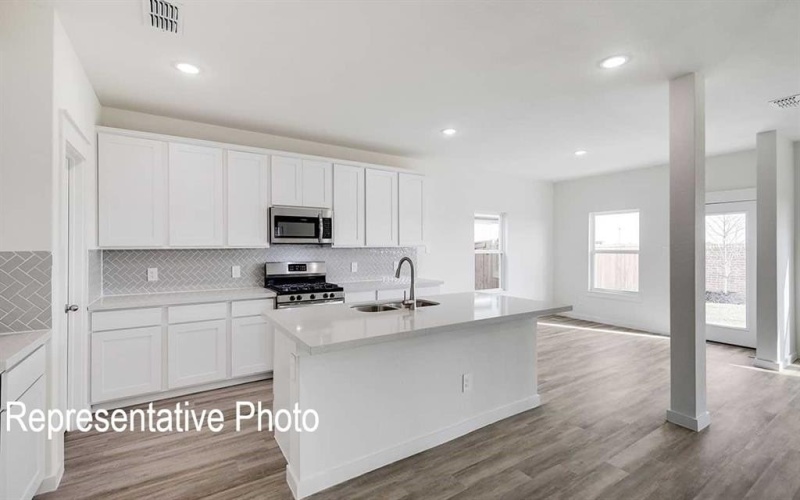 108 John Laurens Drive, Venus, TX 76084, 4 Bedrooms Bedrooms, ,2 BathroomsBathrooms,Residential,For Sale,108 John Laurens Drive,20849832