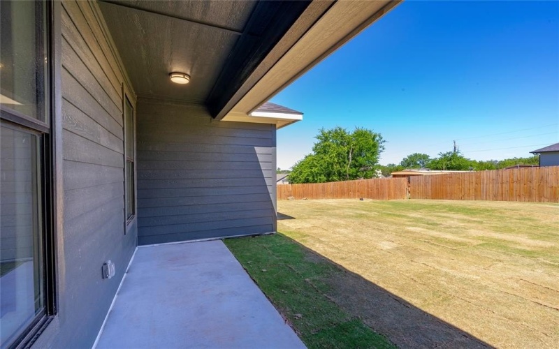 2213 Navasota Street, Granbury, TX 76048, 4 Bedrooms Bedrooms, ,2 BathroomsBathrooms,Residential,For Sale,2213 Navasota Street,20930558