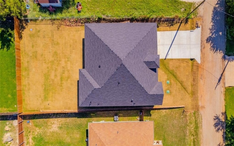2213 Navasota Street, Granbury, TX 76048, 4 Bedrooms Bedrooms, ,2 BathroomsBathrooms,Residential,For Sale,2213 Navasota Street,20930558
