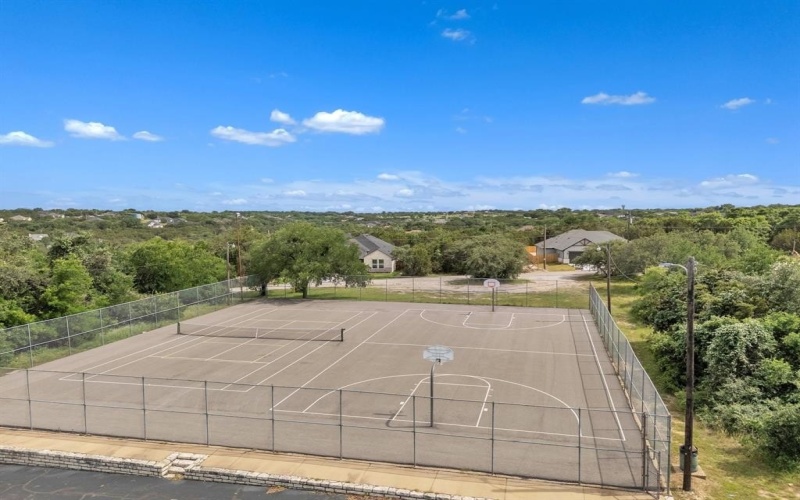 2213 Navasota Street, Granbury, TX 76048, 4 Bedrooms Bedrooms, ,2 BathroomsBathrooms,Residential,For Sale,2213 Navasota Street,20930558