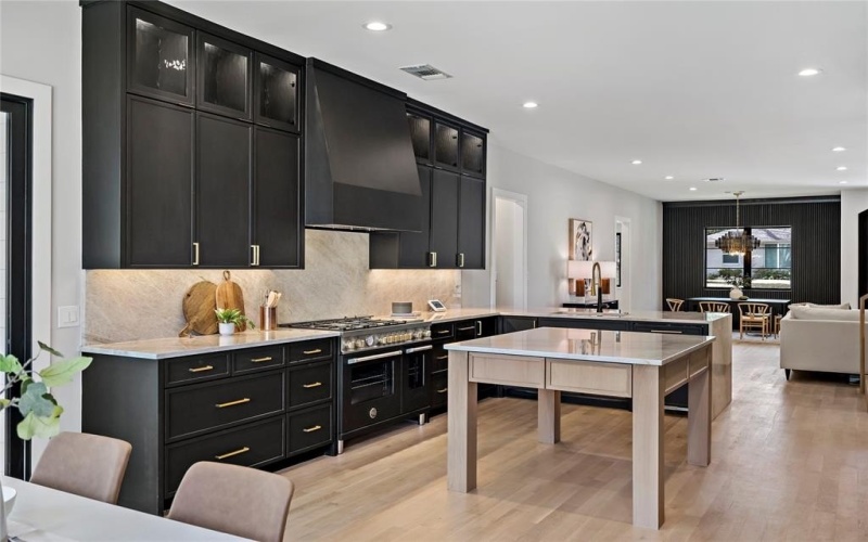 6716 Dalhart Lane, Dallas, TX 75214, 5 Bedrooms Bedrooms, ,5 BathroomsBathrooms,Residential,For Sale,6716 Dalhart Lane,20961537
