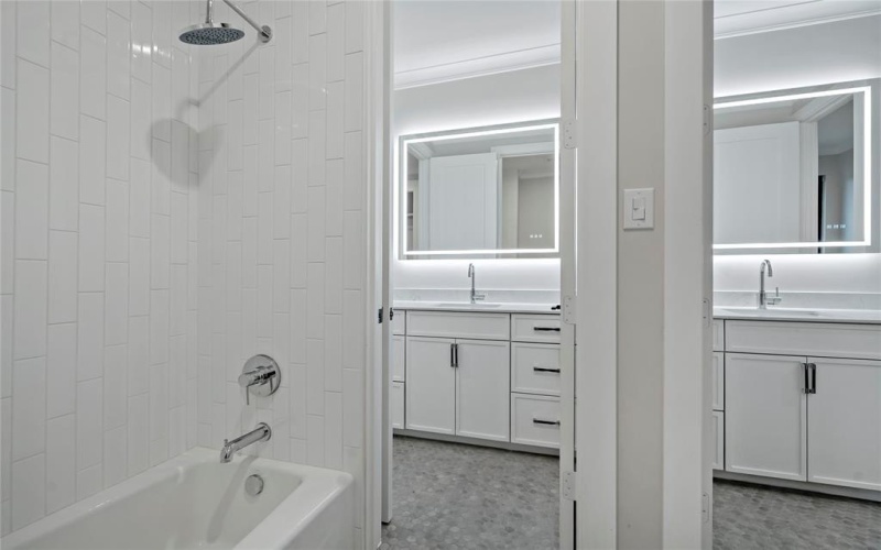 6716 Dalhart Lane, Dallas, TX 75214, 5 Bedrooms Bedrooms, ,5 BathroomsBathrooms,Residential,For Sale,6716 Dalhart Lane,20961537