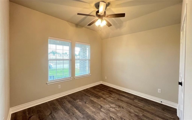 6110 Coles Lane, Greenville, TX 75402, 3 Bedrooms Bedrooms, ,2 BathroomsBathrooms,Residential Lease,For Rent,6110 Coles Lane,20972423