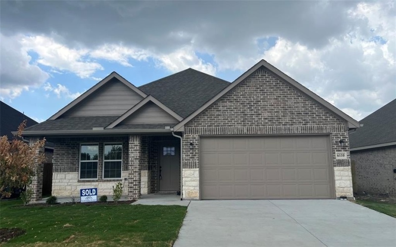 6110 Coles Lane, Greenville, TX 75402, 3 Bedrooms Bedrooms, ,2 BathroomsBathrooms,Residential Lease,For Rent,6110 Coles Lane,20972423