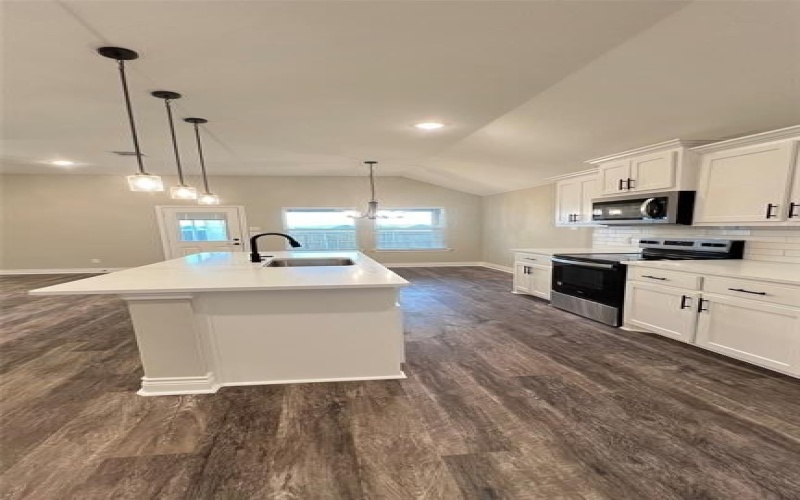 6110 Coles Lane, Greenville, TX 75402, 3 Bedrooms Bedrooms, ,2 BathroomsBathrooms,Residential Lease,For Rent,6110 Coles Lane,20972423