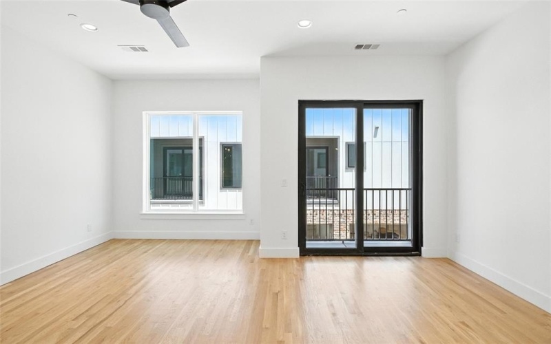 5833 Oram Street #3, Dallas, TX 75206, 2 Bedrooms Bedrooms, ,2 BathroomsBathrooms,Residential Lease,For Rent,5833 Oram Street,20973921
