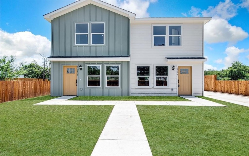 2013 Renner Avenue, Fort Worth, TX 76104, 4 Habitaciones Habitaciones , ,5 BañosBaños,Residential Multi Family,En Venta,2013 Renner Avenue,20973995