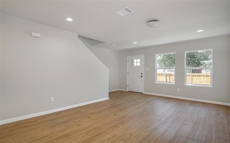 2013 Renner Avenue, Fort Worth, TX 76104, 4 Habitaciones Habitaciones , ,5 BañosBaños,Residential Multi Family,En Venta,2013 Renner Avenue,20973995