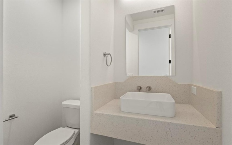2327 Bussey Drive, Irving, TX 75062, 5 Bedrooms Bedrooms, ,5 BathroomsBathrooms,Residential,For Sale,2327 Bussey Drive,20973252