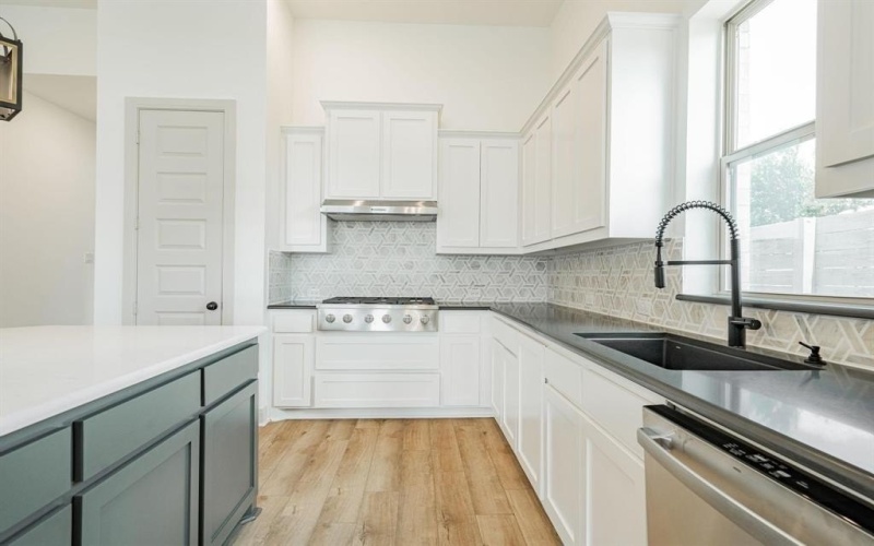 1205 1st Street, Northlake, TX 76226, 4 Bedrooms Bedrooms, ,3 BathroomsBathrooms,Residential Lease,For Rent,1205 1st Street,20973453