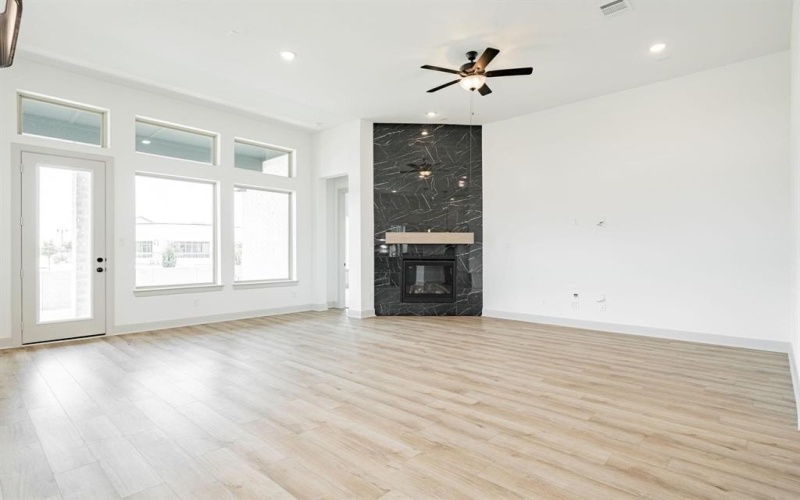 1205 1st Street, Northlake, TX 76226, 4 Bedrooms Bedrooms, ,3 BathroomsBathrooms,Residential Lease,For Rent,1205 1st Street,20973453