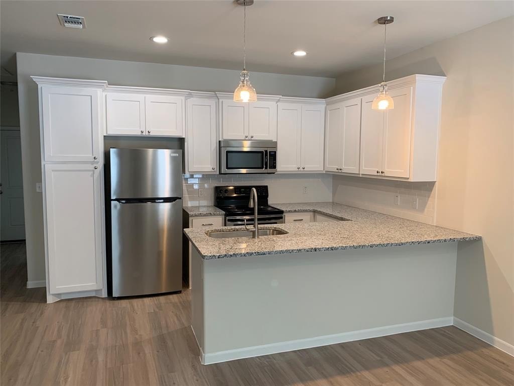 2317 N Hickory, Sherman, TX 75092, 2 Bedrooms Bedrooms, ,2 BathroomsBathrooms,Residential Lease,For Rent,2317 N Hickory,20973563