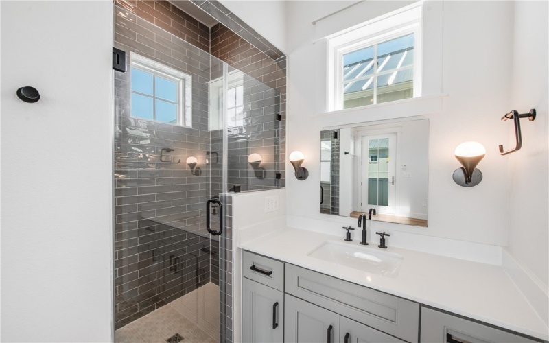673 Center Square S unit: 13 #13, Port Aransas, TX 78373, 2 Habitaciones Habitaciones , ,2 BañosBaños,Residential,En Venta,673 Center Square S unit: 13,449174