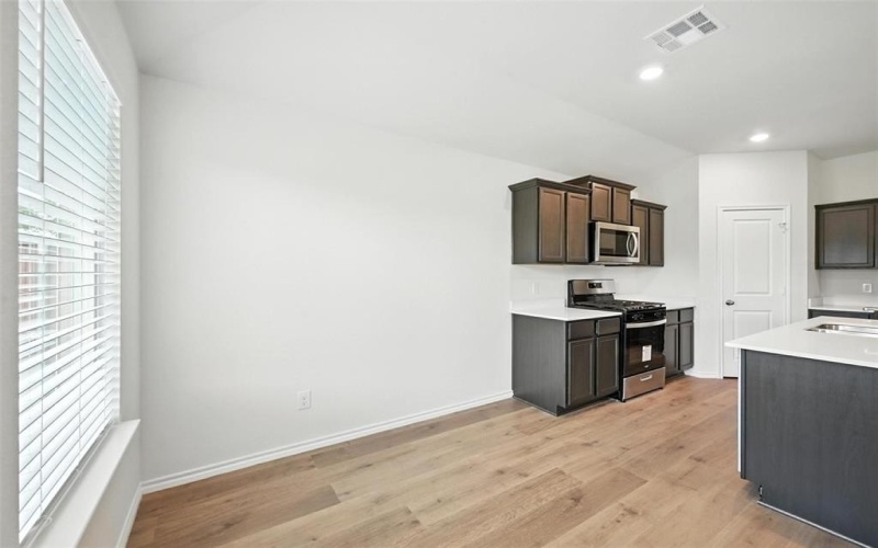 2404 Brazos Drive, Sherman, TX 75090, 3 Habitaciones Habitaciones , ,2 BañosBaños,Residential Lease,En Alquiler,2404 Brazos Drive,20973768