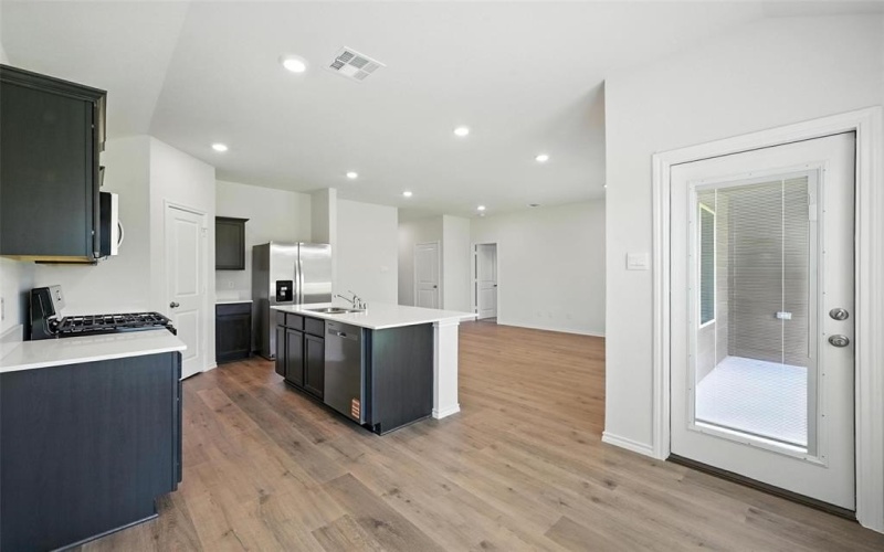 2404 Brazos Drive, Sherman, TX 75090, 3 Habitaciones Habitaciones , ,2 BañosBaños,Residential Lease,En Alquiler,2404 Brazos Drive,20973768