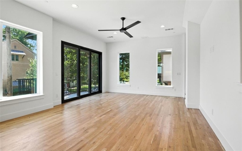 5833 Oram Street #5, Dallas, TX 75206, 2 Bedrooms Bedrooms, ,2 BathroomsBathrooms,Residential Lease,For Rent,5833 Oram Street,20974047