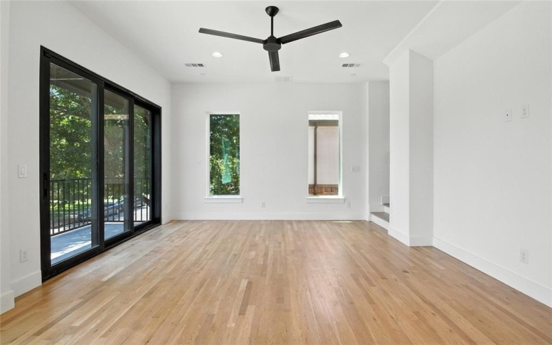 5833 Oram Street #5, Dallas, TX 75206, 2 Bedrooms Bedrooms, ,2 BathroomsBathrooms,Residential Lease,For Rent,5833 Oram Street,20974047