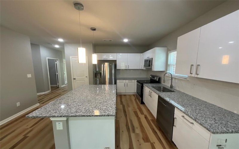 3915 Caddo Street, Greenville, TX 75401, 4 Bedrooms Bedrooms, ,3 BathroomsBathrooms,Residential,For Sale,3915 Caddo Street,20974299