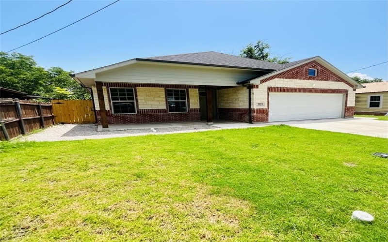 3915 Caddo Street, Greenville, TX 75401, 4 Bedrooms Bedrooms, ,3 BathroomsBathrooms,Residential,For Sale,3915 Caddo Street,20974299