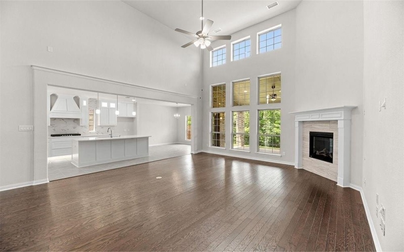 1332 Cash Street, Burleson, TX 76028, 5 Bedrooms Bedrooms, ,5 BathroomsBathrooms,Residential,For Sale,1332 Cash Street,20974327
