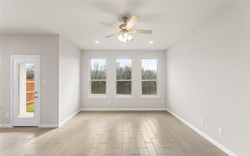6929 Freight Train Ln, Fort Worth, TX 76123, 3 Bedrooms Bedrooms, ,2 BathroomsBathrooms,Residential,For Sale,6929 Freight Train Ln,20974431