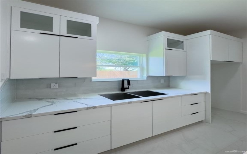4812 Duke Avenue, McAllen, TX 78504, 3 Bedrooms Bedrooms, ,3 BathroomsBathrooms,Residential,For Sale,4812 Duke Avenue,474079