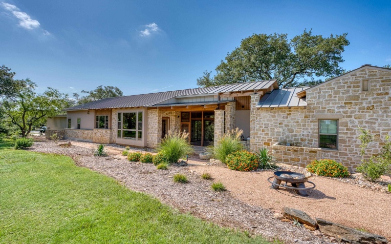 222 Sun Ray, Horseshoe Bay, TX 78657, 3 Bedrooms Bedrooms, ,2 BathroomsBathrooms,Residential,For Sale,222 Sun Ray,173922