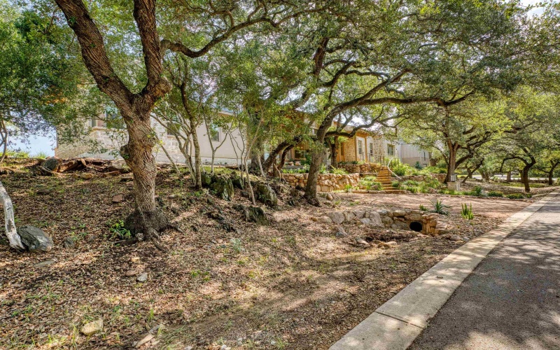 222 Sun Ray, Horseshoe Bay, TX 78657, 3 Bedrooms Bedrooms, ,2 BathroomsBathrooms,Residential,For Sale,222 Sun Ray,173922