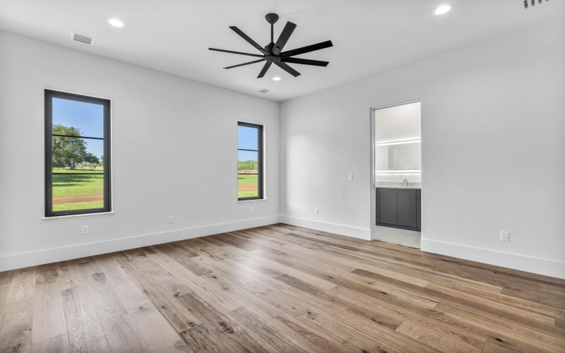 333 La Serena Loop, Horseshoe Bay, TX 78657, 4 Bedrooms Bedrooms, ,5 BathroomsBathrooms,Residential,For Sale,333 La Serena Loop,173928