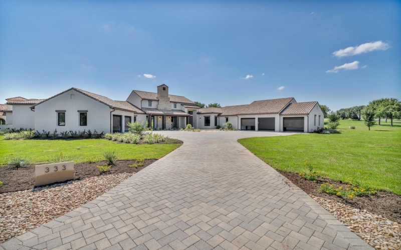 333 La Serena Loop, Horseshoe Bay, TX 78657, 4 Bedrooms Bedrooms, ,5 BathroomsBathrooms,Residential,For Sale,333 La Serena Loop,173928