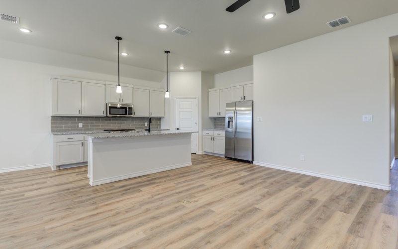 7018 25th Street, Lubbock, TX 79407, 3 Bedrooms Bedrooms, ,2 BathroomsBathrooms,Residential,For Sale,7018 25th Street,202556575