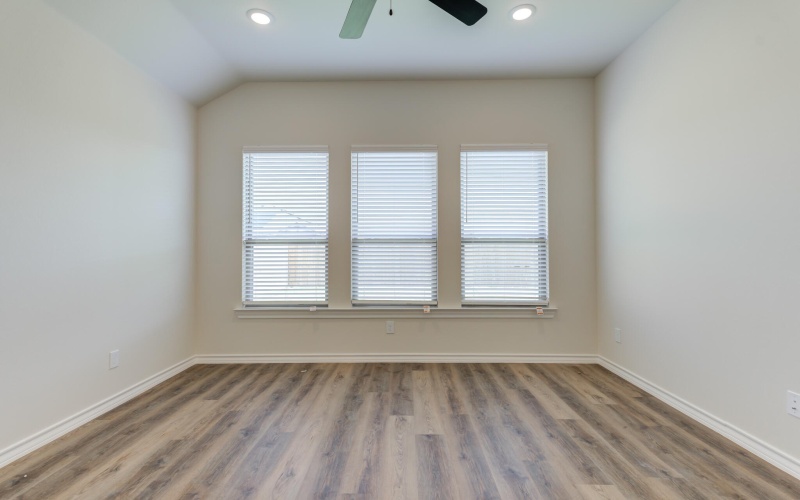 7018 25th Street, Lubbock, TX 79407, 3 Bedrooms Bedrooms, ,2 BathroomsBathrooms,Residential,For Sale,7018 25th Street,202556575