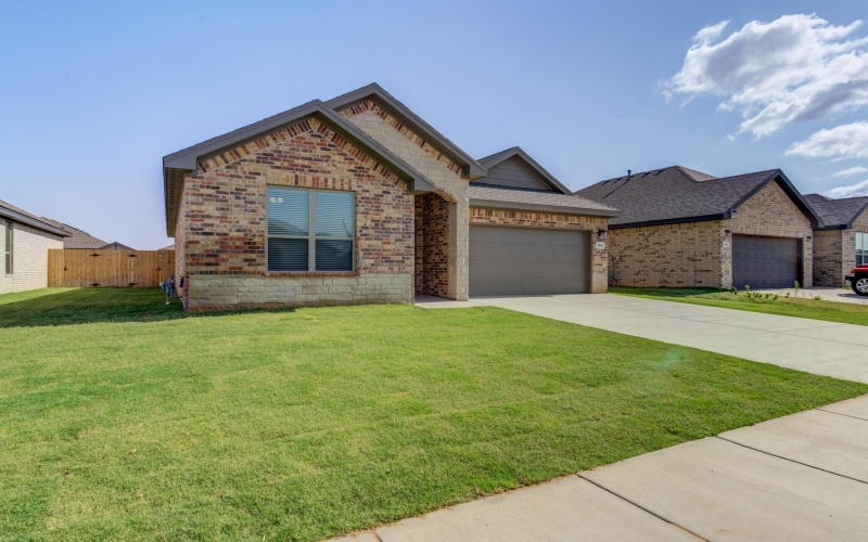 7018 25th Street, Lubbock, TX 79407, 3 Bedrooms Bedrooms, ,2 BathroomsBathrooms,Residential,For Sale,7018 25th Street,202556575