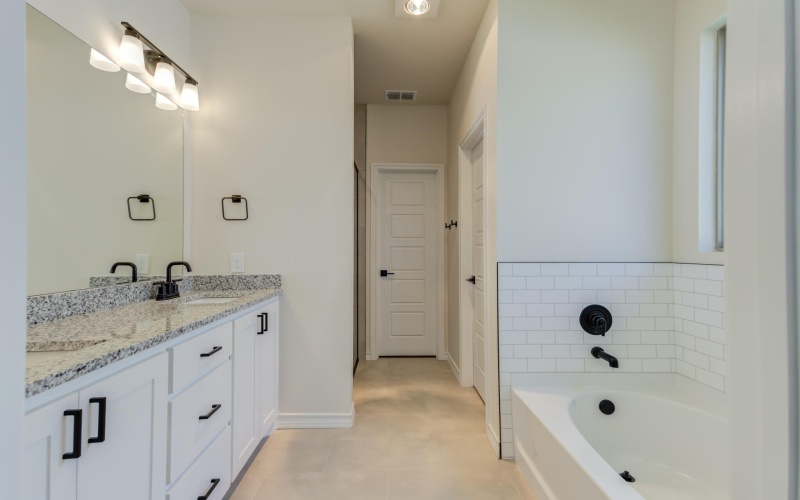 7018 25th Street, Lubbock, TX 79407, 3 Bedrooms Bedrooms, ,2 BathroomsBathrooms,Residential,For Sale,7018 25th Street,202556575