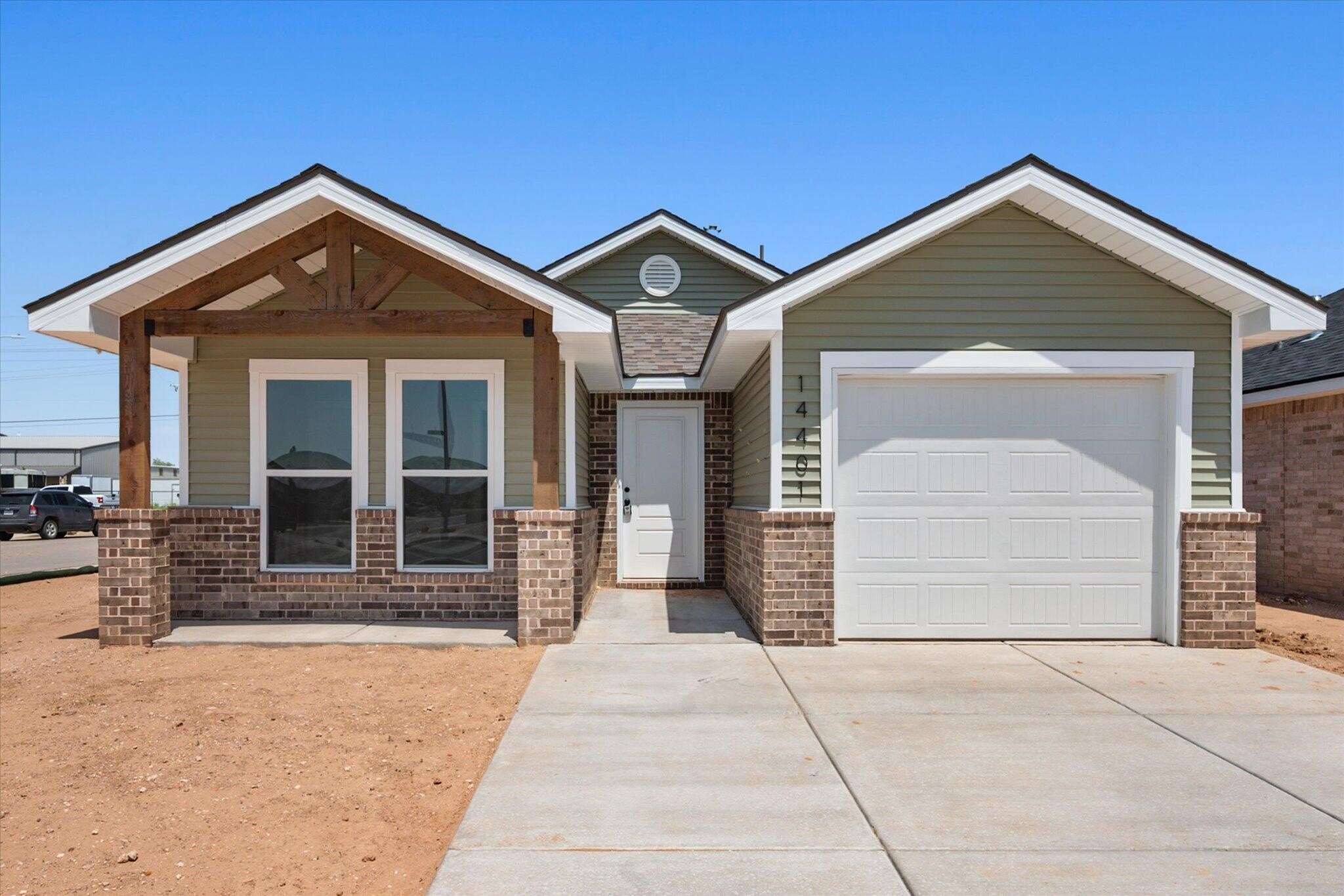 14401 Paris Avenue, Lubbock, TX 79423, 3 Bedrooms Bedrooms, ,2 BathroomsBathrooms,Residential,For Sale,14401 Paris Avenue,202556578
