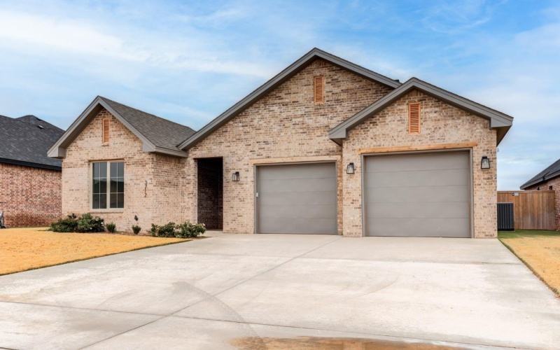 3712 144th Street, Lubbock, TX 79423, 4 Habitaciones Habitaciones , ,3 BañosBaños,Residential,En Venta,3712 144th Street,202556589