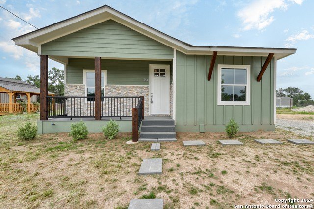 954 Ridge Trail, Spring Branch, TX 78070, 3 Bedrooms Bedrooms, ,2 BathroomsBathrooms,Residential,For Sale,954 Ridge Trail,1877103