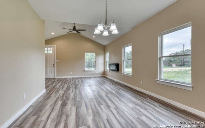 954 Ridge Trail, Spring Branch, TX 78070, 3 Bedrooms Bedrooms, ,2 BathroomsBathrooms,Residential,For Sale,954 Ridge Trail,1877103
