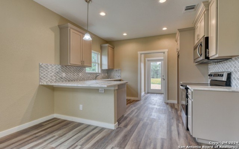 954 Ridge Trail, Spring Branch, TX 78070, 3 Bedrooms Bedrooms, ,2 BathroomsBathrooms,Residential,For Sale,954 Ridge Trail,1877103